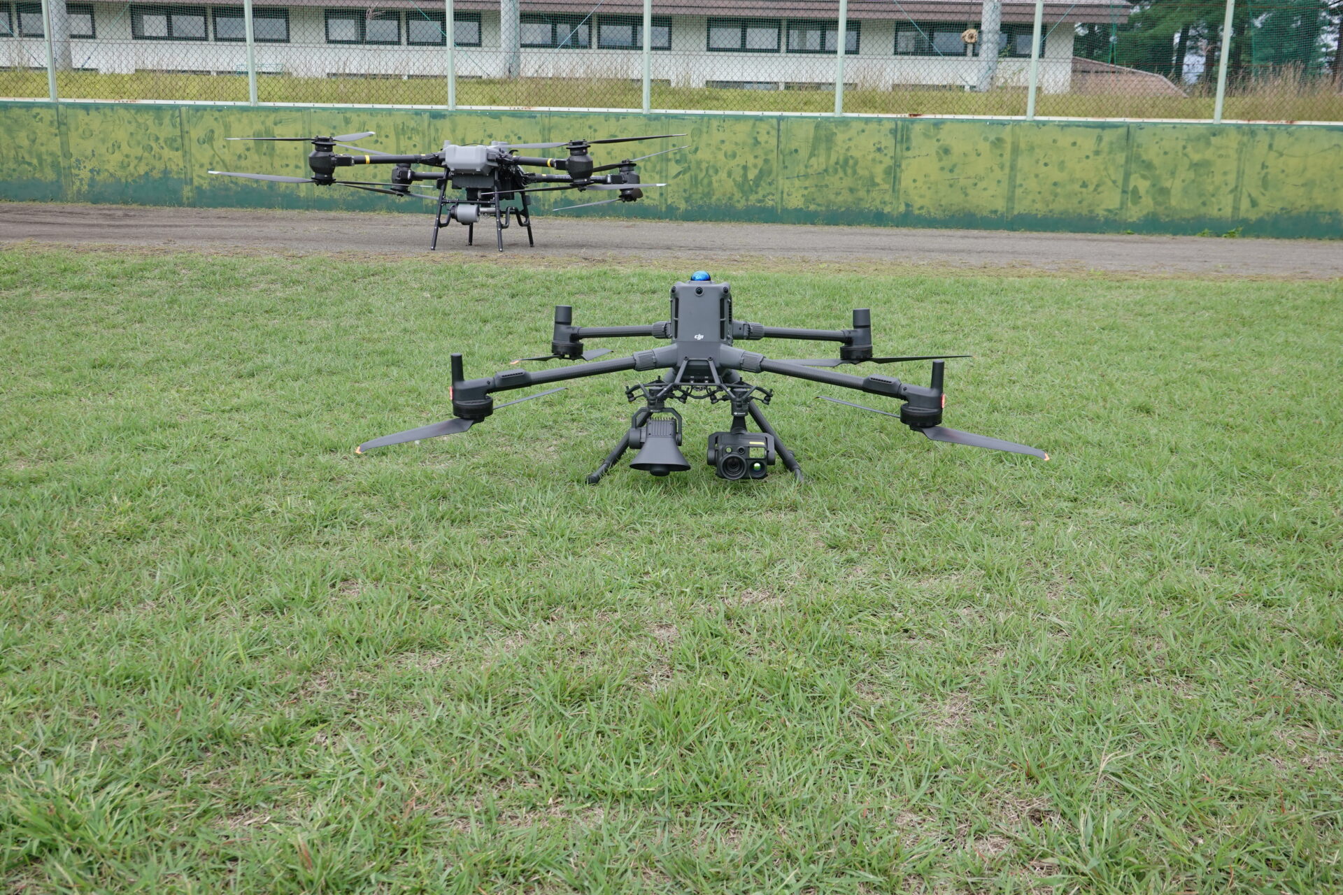 Matrice 400 RTKとFlyCart 30